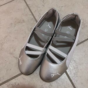 PUMA Speedcat Silver Ballet Flats